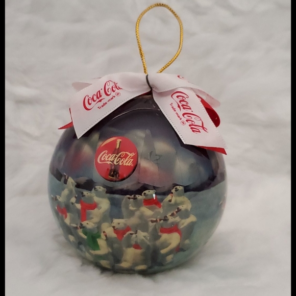 COCA-COLA Polar bears drinking bottles of Coke @1995 Christmas tree ornament - Picture 3 of 5